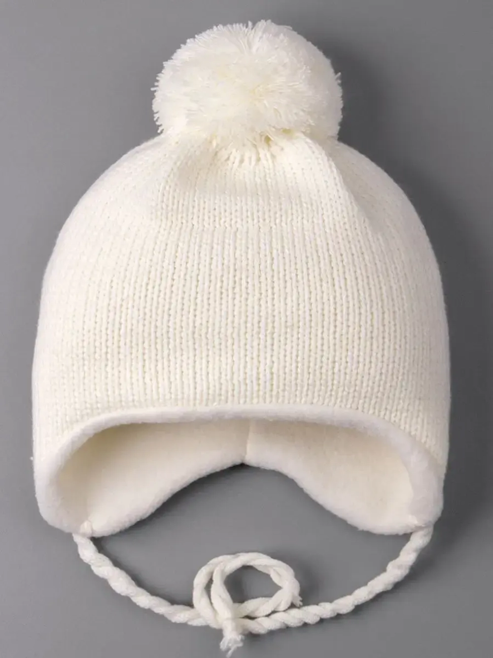 Шапка детская вязаная осенняя на завязках