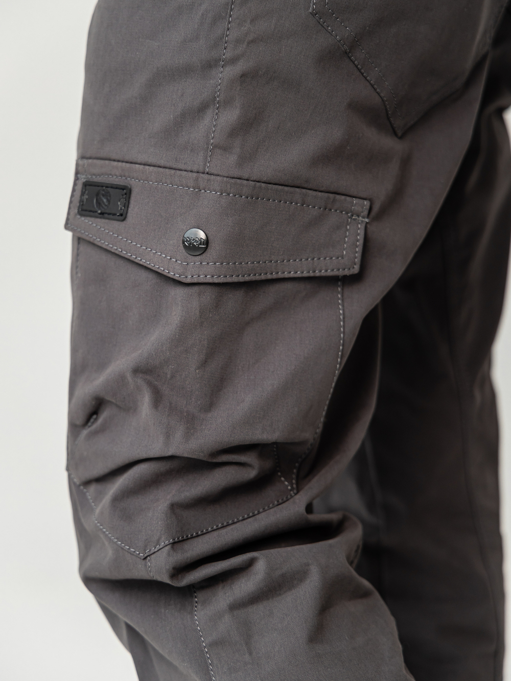 Брюки карго мужские темно-серые Город Горький