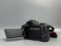 Canon EOS R50 Kit 18-45mm 2.000 кадров