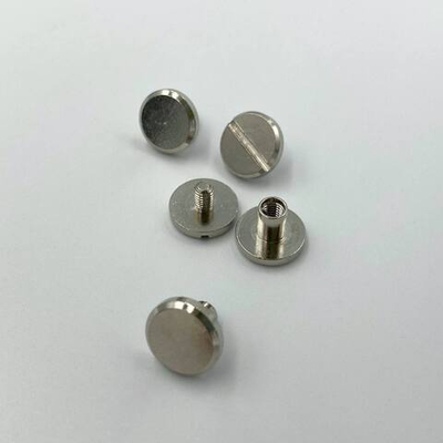 Винт серебро плоская шляпка