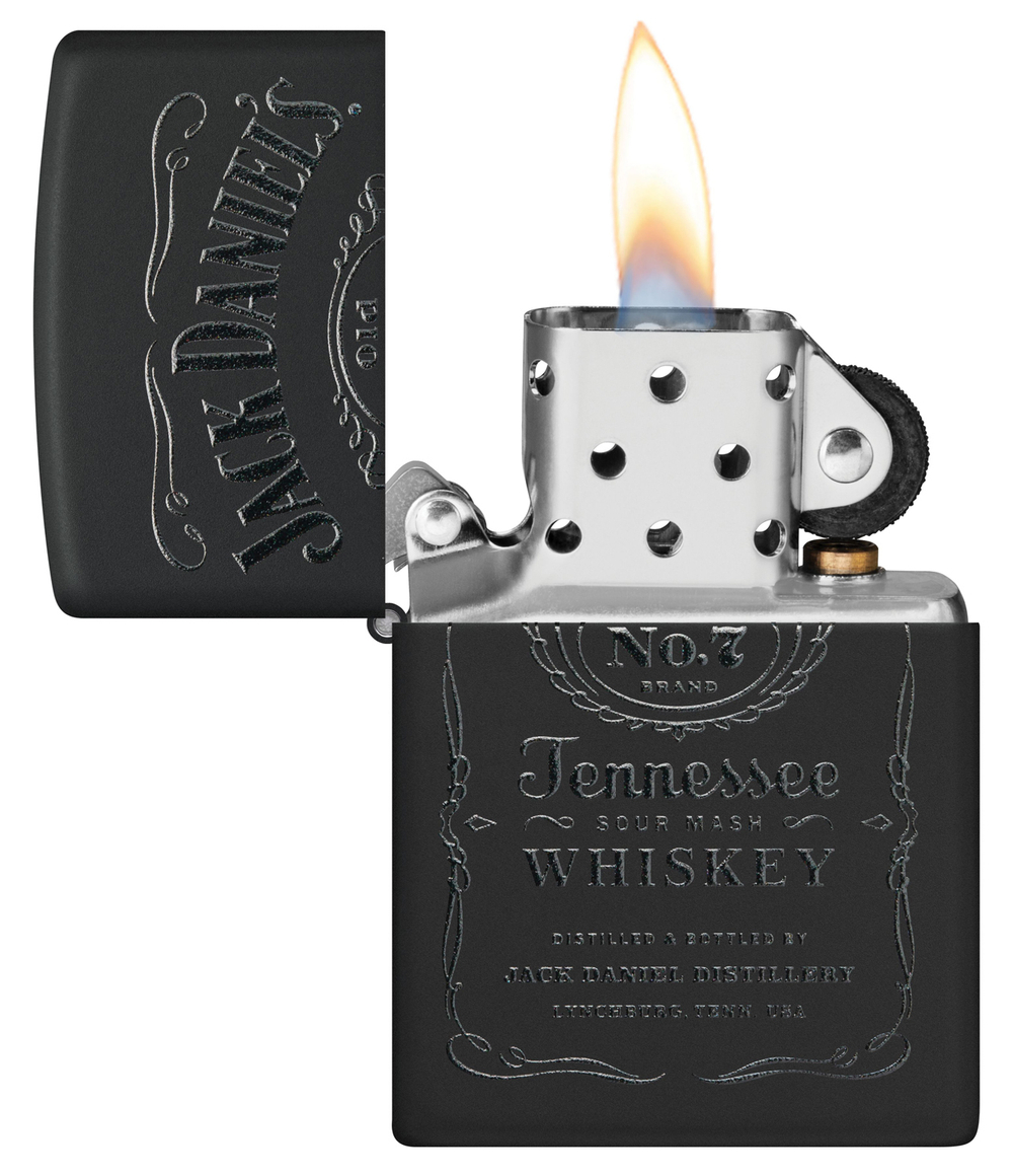 Набор Zippo Jack Daniels®: зажигалка с покрытием Black Matte и кожаный чехол в подарочной коробке