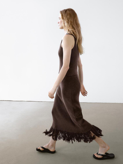 Massimo Dutti Длинная трикотажная юбка с бахромой по низу, шоколадный