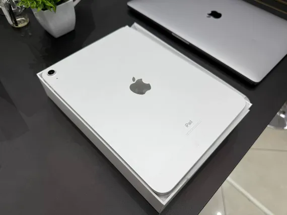 Б/У Техника Apple iPad S10 64Gb Silver