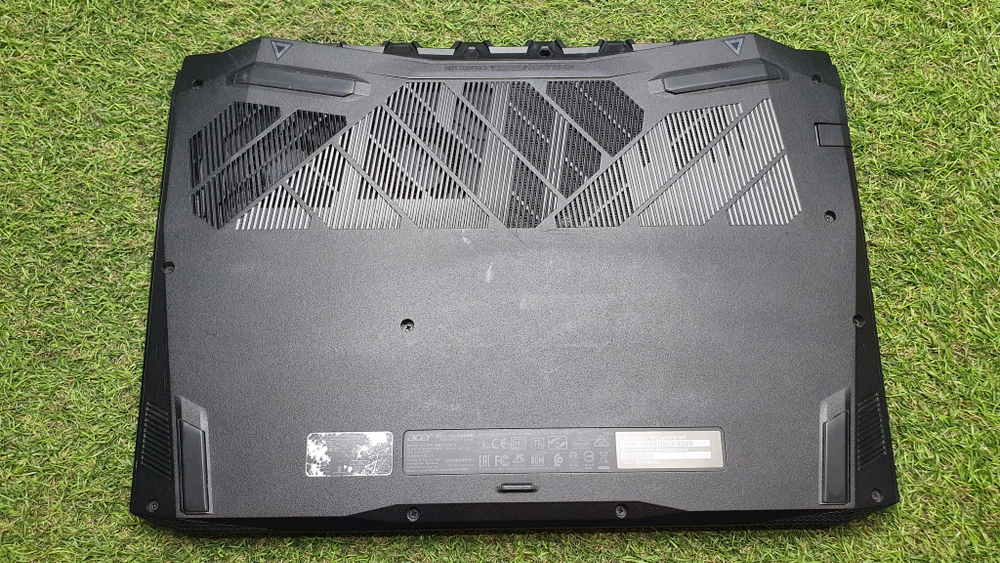 Игровой Acer i5-8/8Gb/GTX 1050 3Gb/FHD/Nitro 5 AN515-54 AN515-54-58TJ/Windows 10