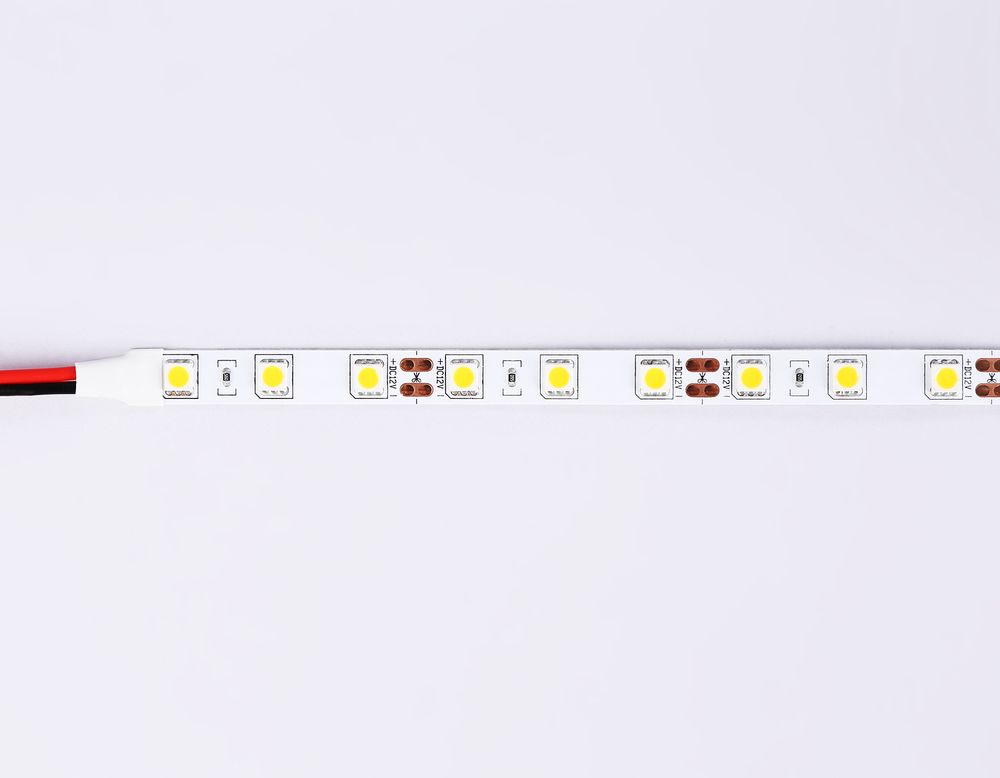 Ambrella Светодиодная лента Ambrella Light GS2001 5050 60Led /14.4W m/ 12V IP20 3000K 5m LED Strip 12V GS2001