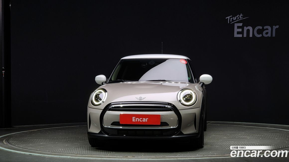 Mini Cooper Classic (12.2023)