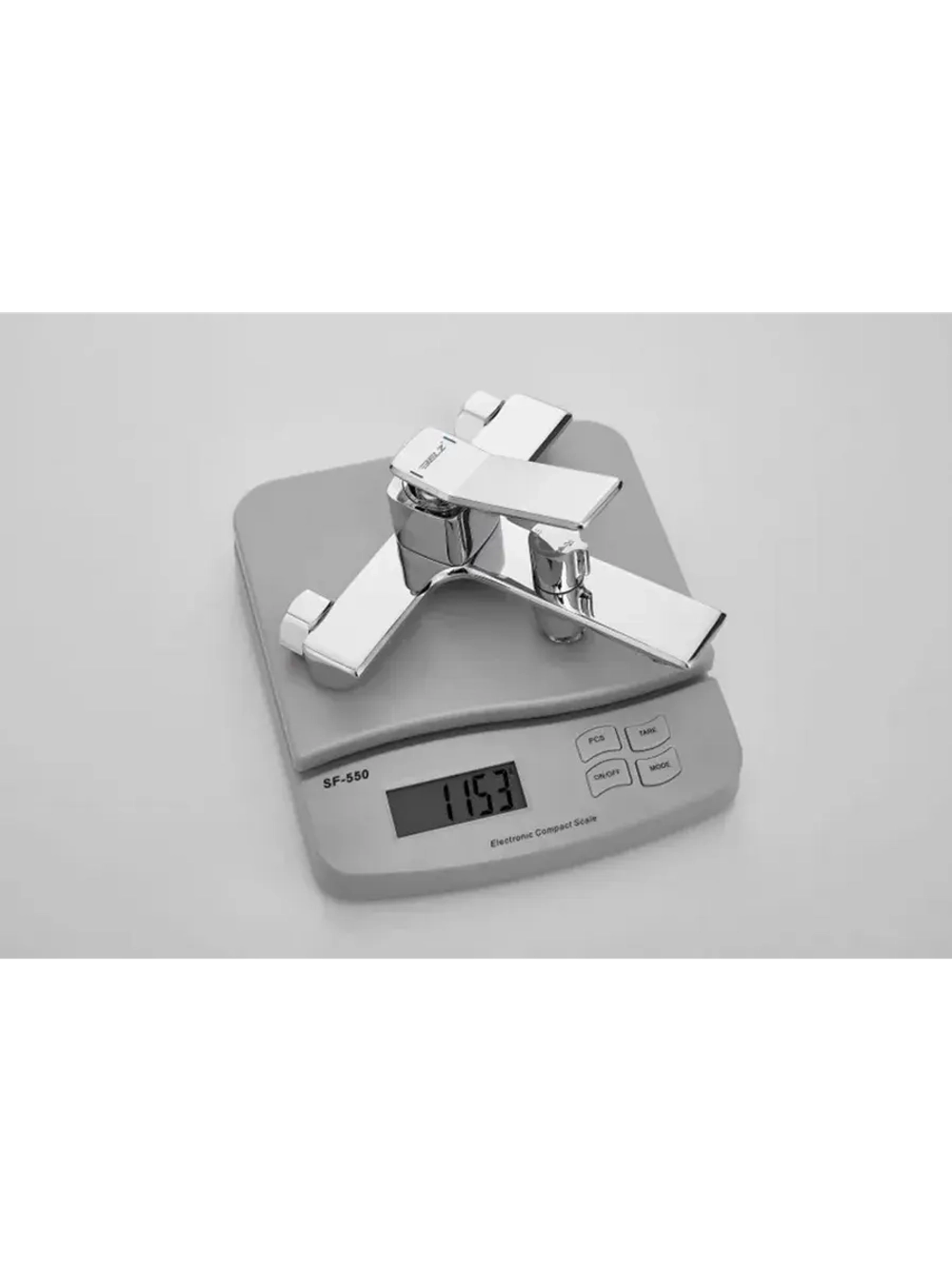 B60618 Смеситель для ванны BELZ
