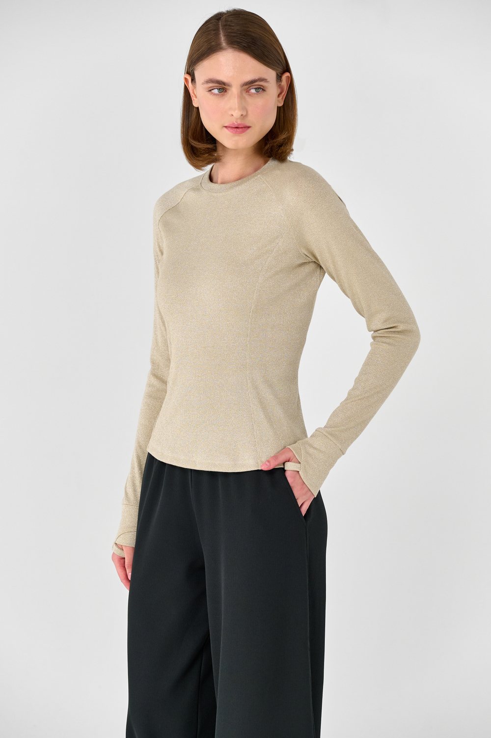 Лонгслив приталенный с рельефом