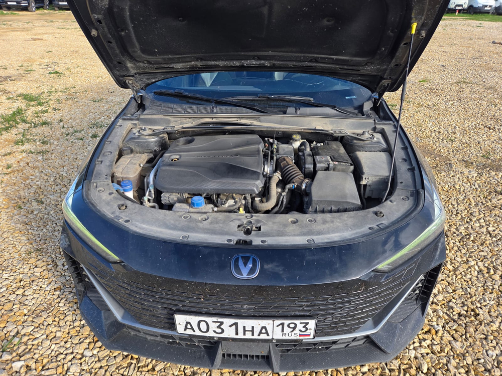 Changan UNI-V 1.5 AT DLX