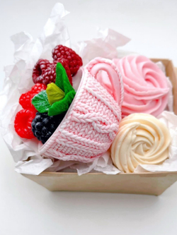 Набор мыла «Чашка с ягодами, роуз»