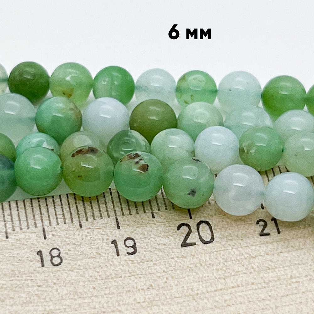 Хризопраз, диаметр около 6,2-6,4 мм, цена за 28-29 шт (1/2 нити)