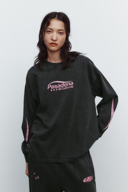 ZARA ФУТБОЛКА С ЭФФЕКТОМ ПОТЕРТОСТИ И НАДПИСЬЮ, АНТРАЦИТОВО-СЕРЫЙ