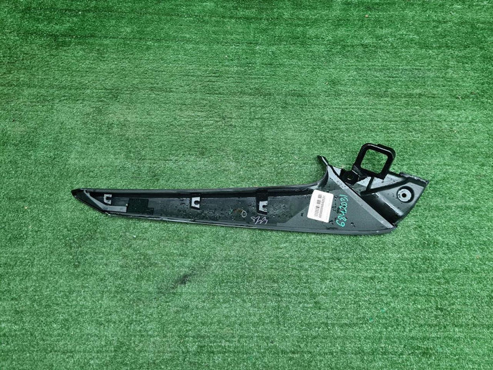 Спойлер крышки багажника левый Lexus RX 4 (15-22)