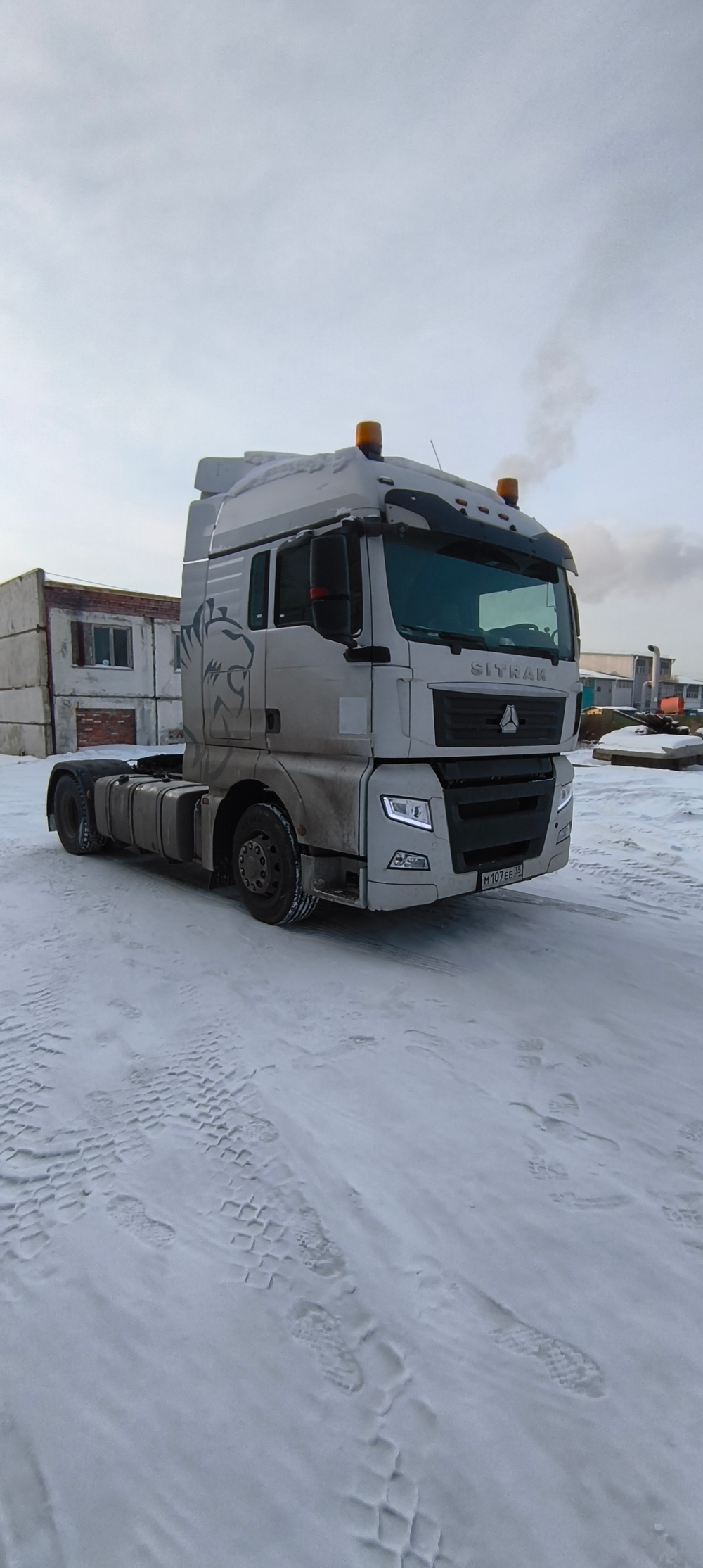 SITRAK C7H 4x2 Седельный тягач ZZ4186V361HE (Дизельный, 12,4 л, 480 л.с., АТ)