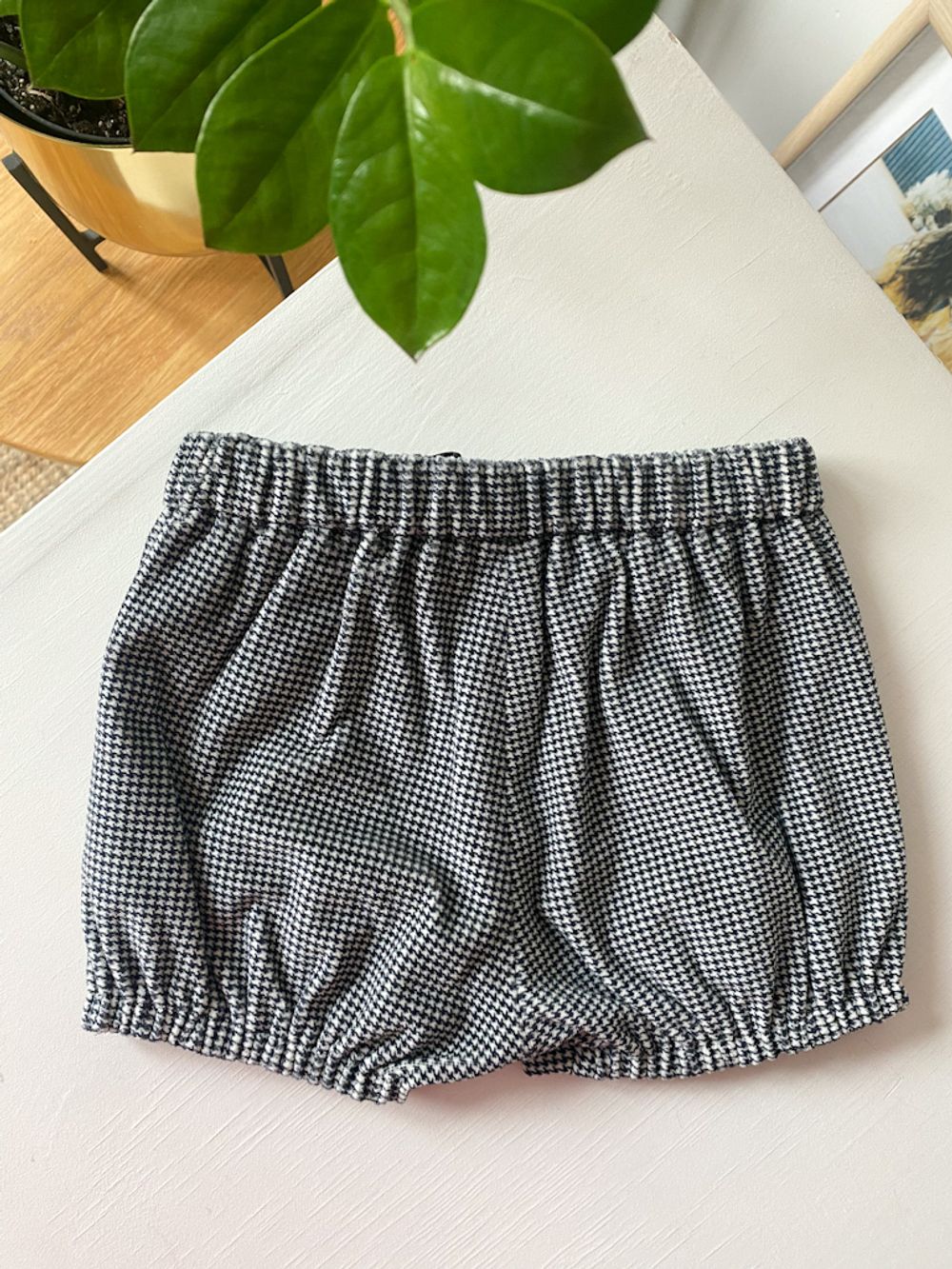 Новые бархатные шорты Dior, 92