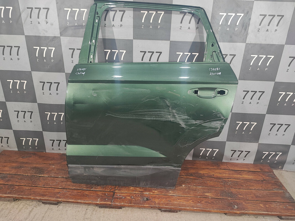 Дверь задняя левая Skoda Karoq 17-нв Б/У Оригинал 575833311B