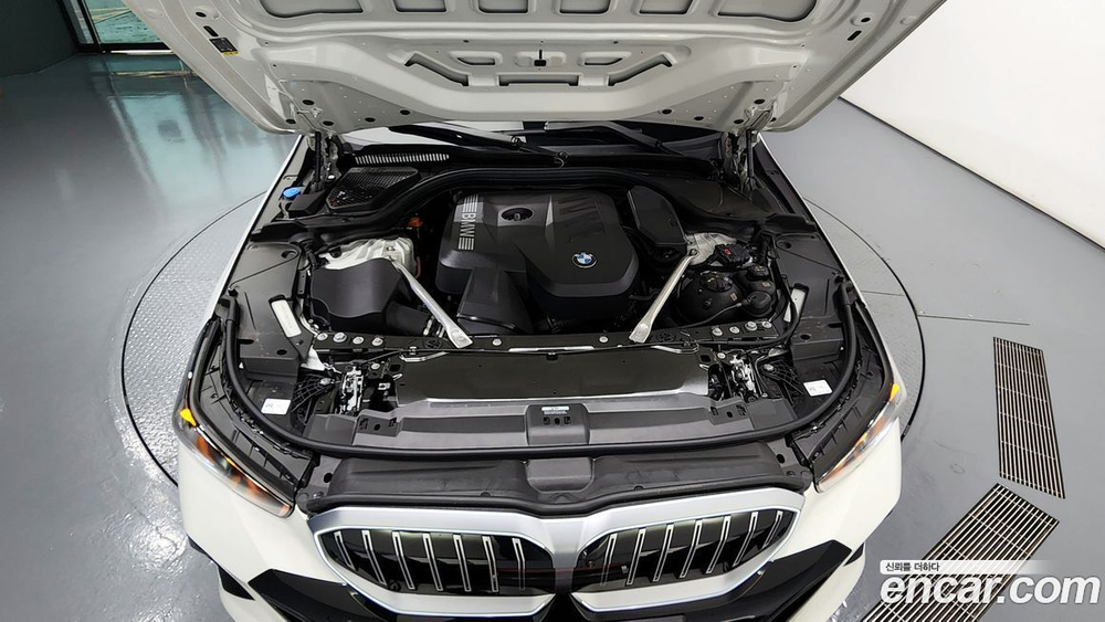 BMW 5 Series (G60) 530i xDrive M Sports (11.2023)