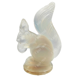 Сабино М.Э. Белочка. Опалесцентное стекло. Франция. 1930-е гг.