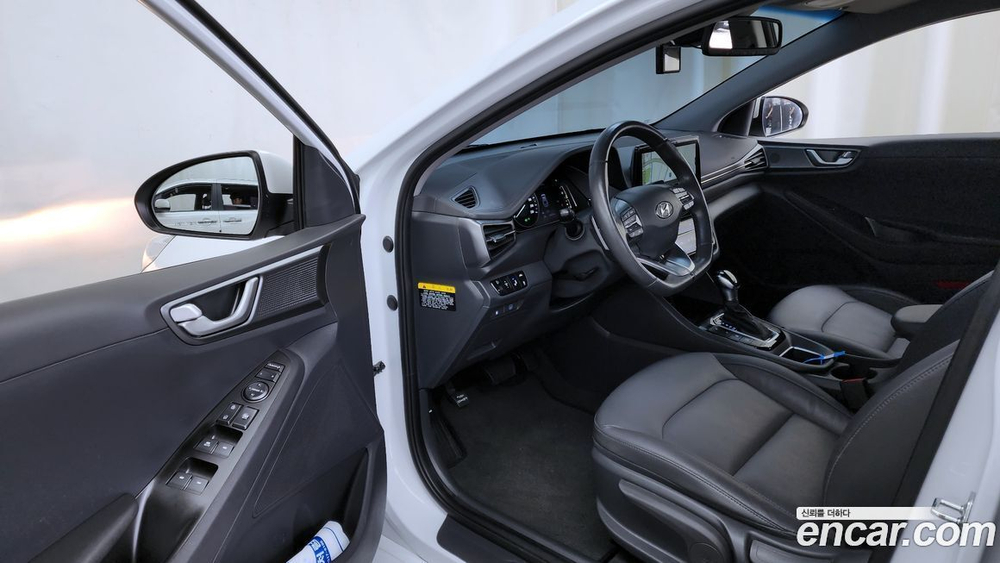 Hyundai The New Ionic Hybrid 1.6 HEV (08.2019)