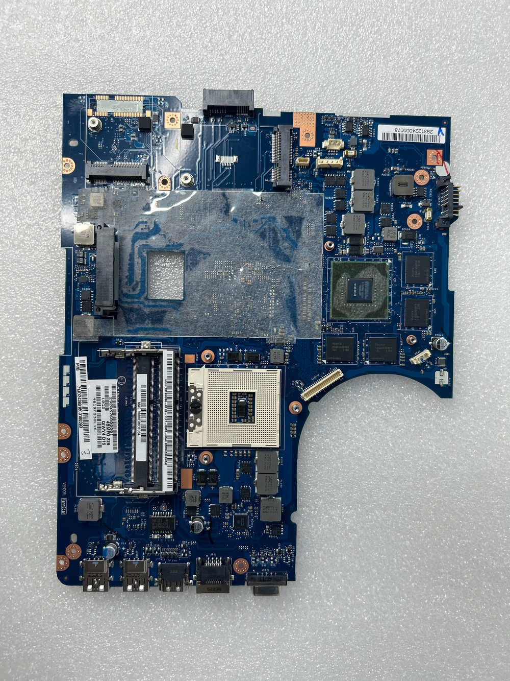 Материнская плата для ноутбука Lenovo Y580 QIWY4 MB QC GE 2G U3 W/BT (90000447), оригинал