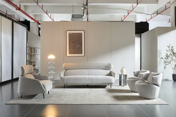 Трехместный диван Forge серый