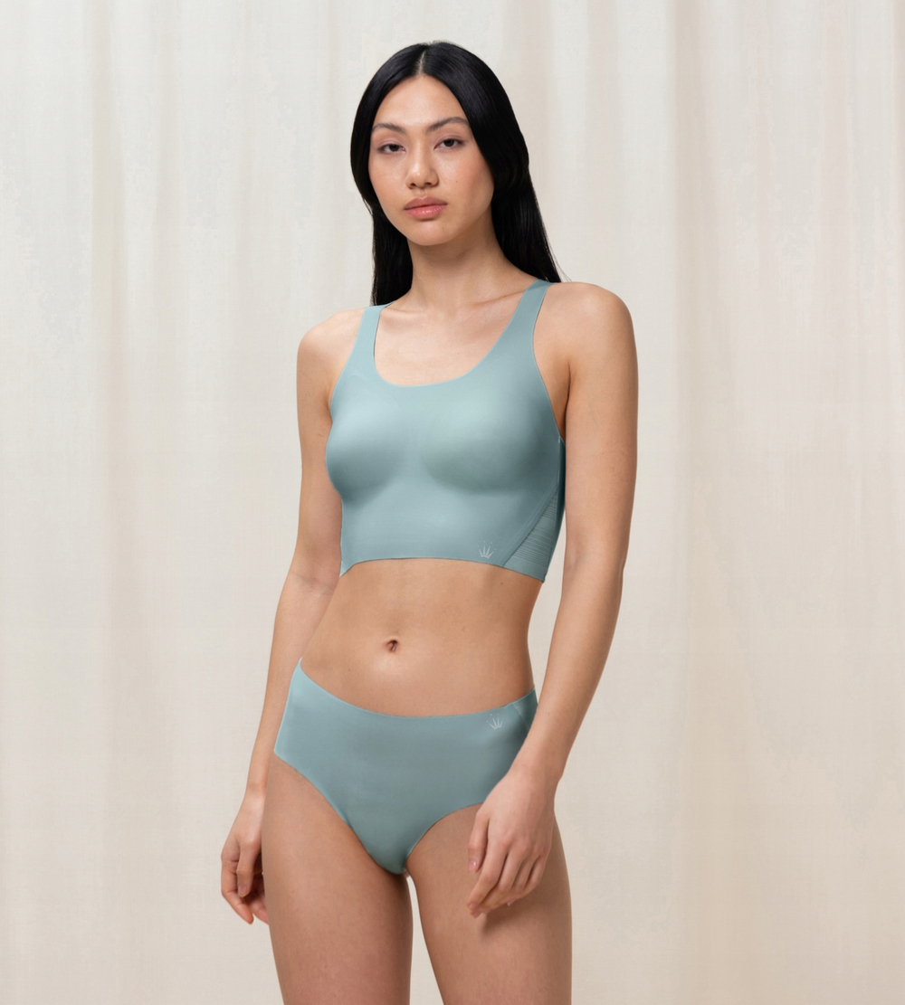 Топ Triumph Flex Smart PULL BRA TOP EX