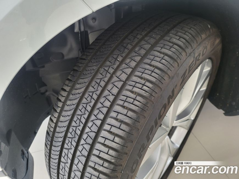 Land Rover Range Rover Evoque 2 Generation P250 SE (10.2023)