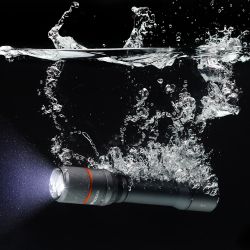 Светодиодный фонарь Kodak MA-5003 ручной аккумуляторный 30W