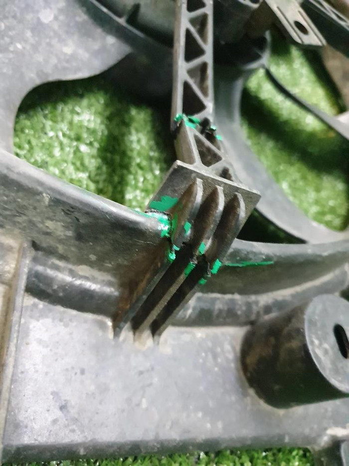 Диффузор с вентилятором Renault Logan 2 (2014-2022)