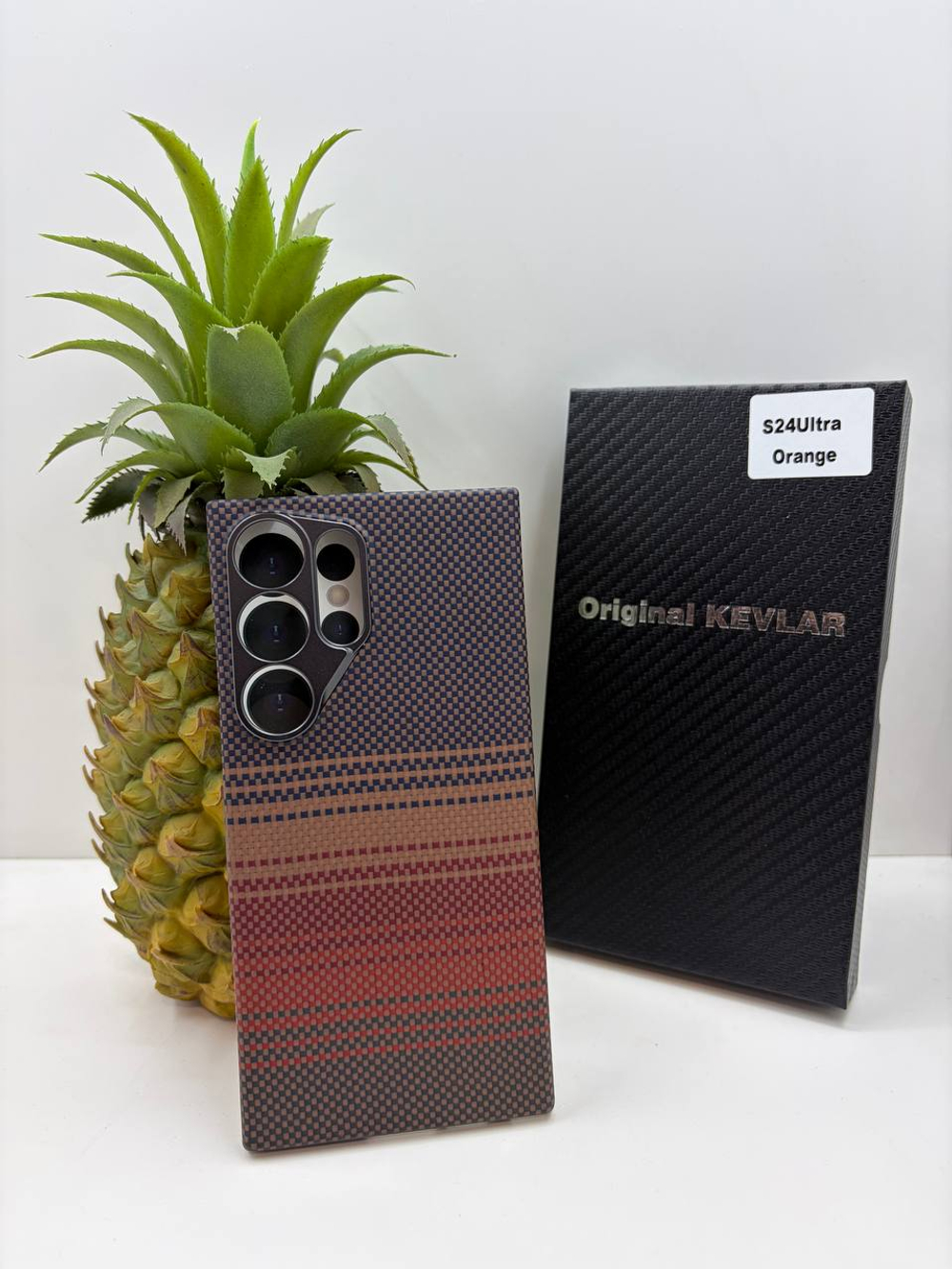 Оригинальный карбон для iPhone 15 Pro Max