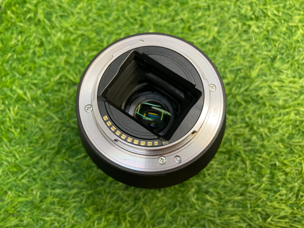 Sony 28-70mm 3.5-5.6 OSS