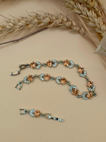 Браслет с цирконием в форме Цветка.