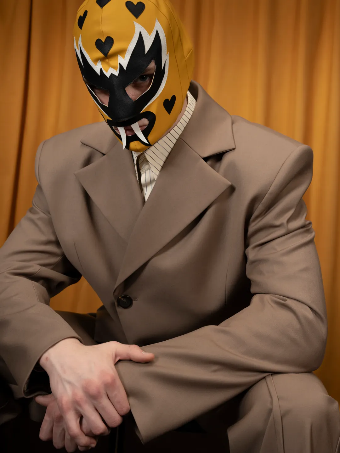 Пиджак бежевый 