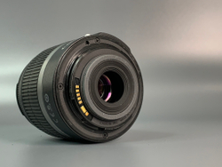 Canon 600D Kit 18-55mm 3.5-5.6 IS STM 24.900 кадров.