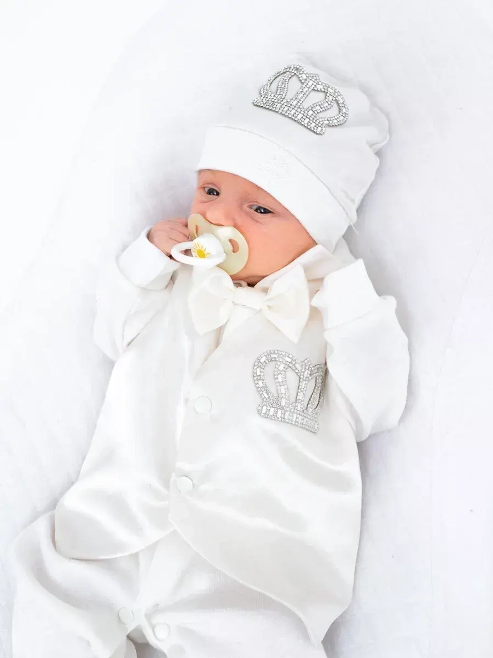 Комбинезон для новорожденного на выписку