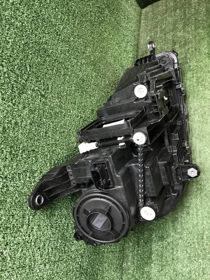 Фара левая Mercedes GLE V167 (18-24) Multibeam LED