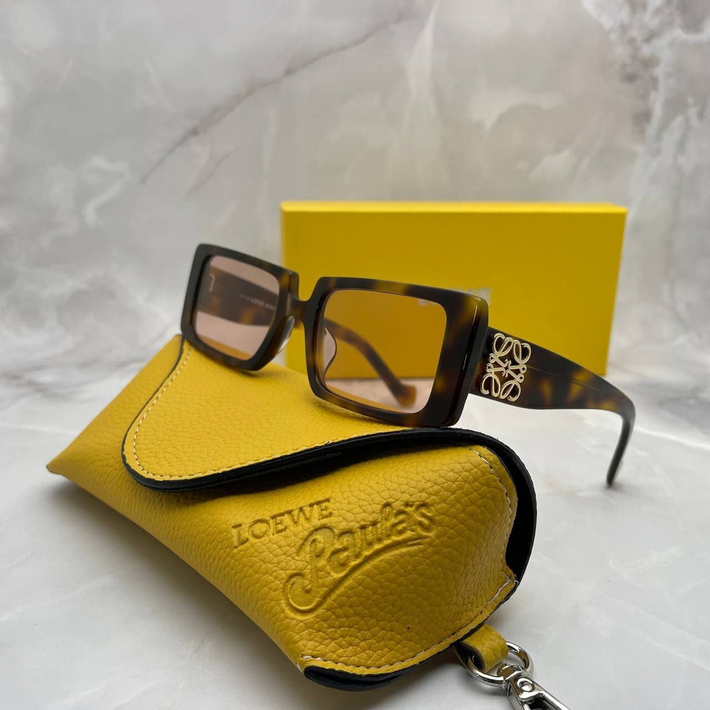 Солнцезащитные очки Loewe