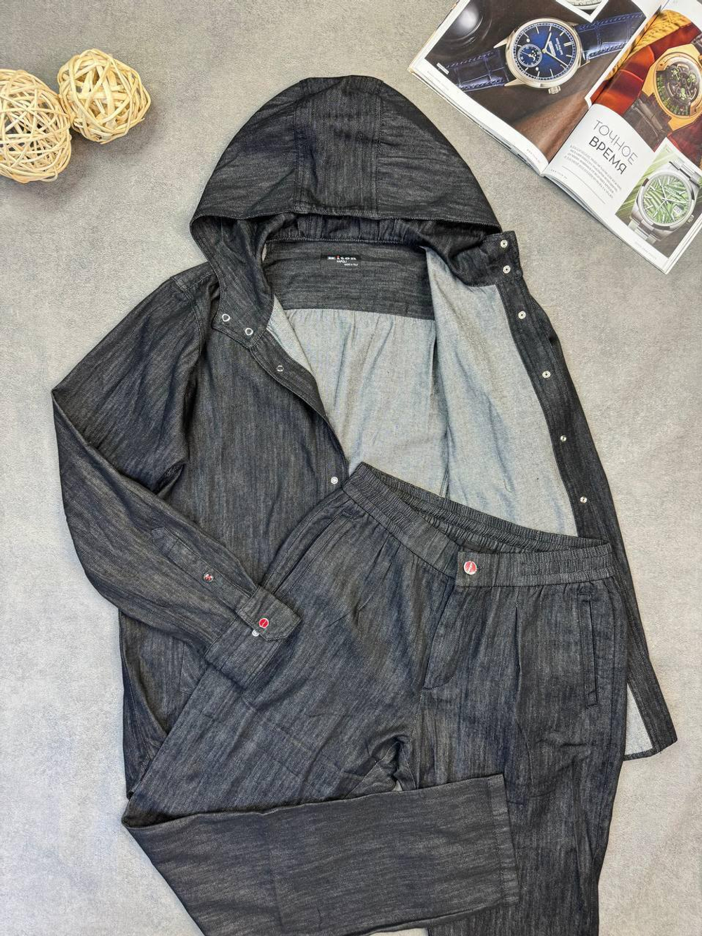 Костюм Kiton