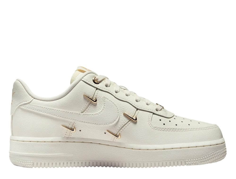Кроссовки Nike Air Force 1 '07 LX Sail/Sail/Metallic Gold/Sail