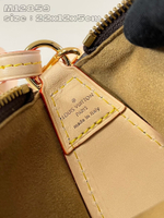Louis Vuitton Pochette Tirette