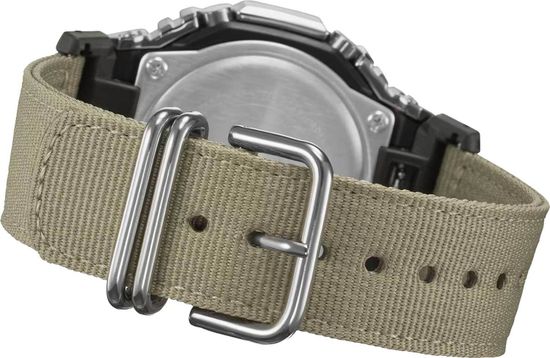 Наручные часы Casio G-Shock GM-2100C-5ADR