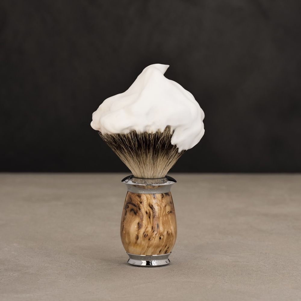 Помазок MUEHLE PURIST, барсучий ворс высшей категории Silvertip, каповая береза (091 H 55)