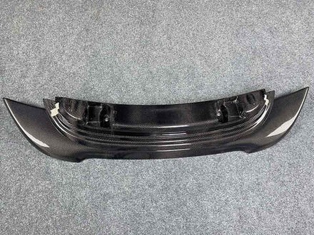 Карбоновый спойлер на крышку багажника для Porsche Panamera 970