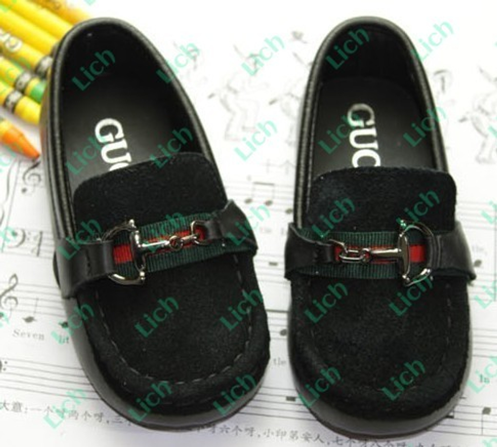 Мокасины детские из кожи и замши с цветным ремешком