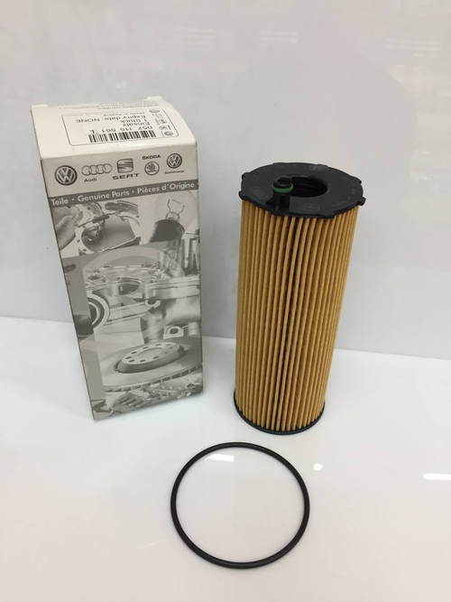 Фильтр масляный 057115561L VW Touareg