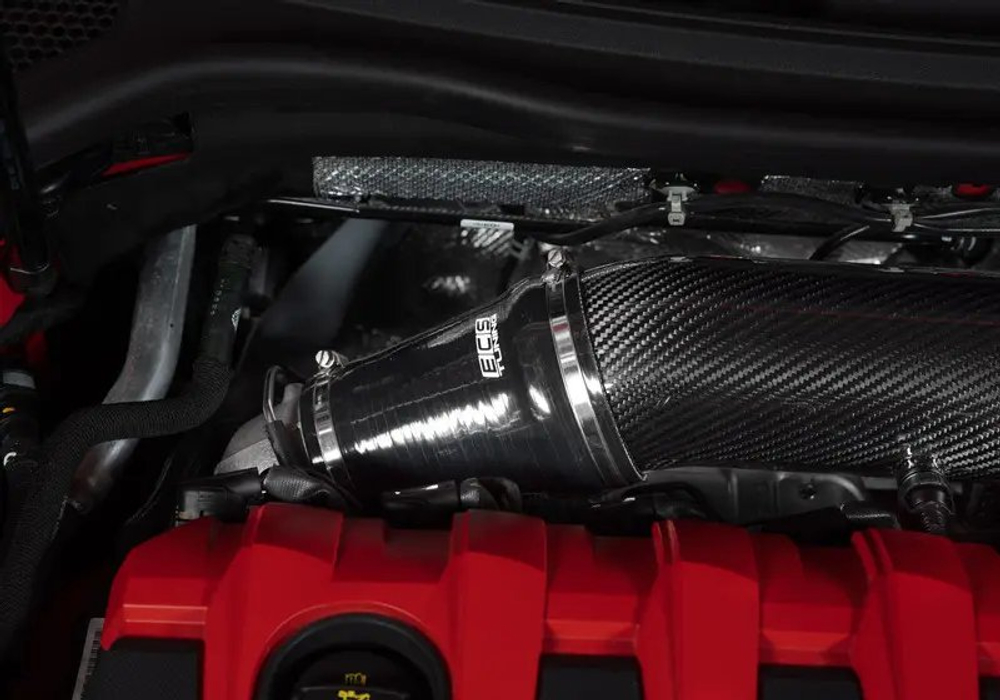 Система холодного впуска ECS Tuning Audi RS 3 8Y Kohlefaser Luft-Technik Intake System