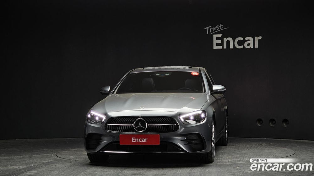 Mercedes-Benz E-Class W213 E220d 4MATIC AMG Line (08.2023)