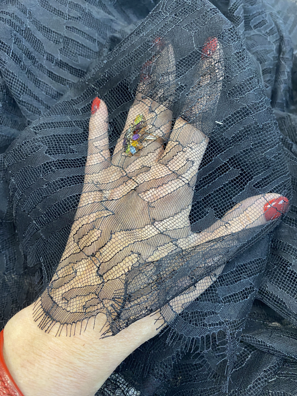 Полотно кружевное (Италия) ш-130см отрез 1,45см