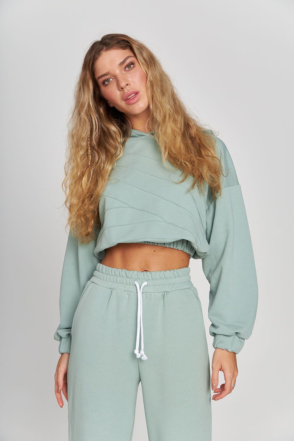 Брюки клеш из футера в цвете холодная мята