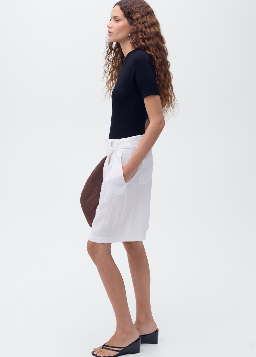 Джемпер из тонкого трикотажа с короткими рукавами